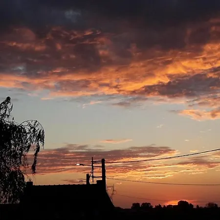 Au Coucher Du Soleil Bed & Breakfast Saint-Pierre-Brouck